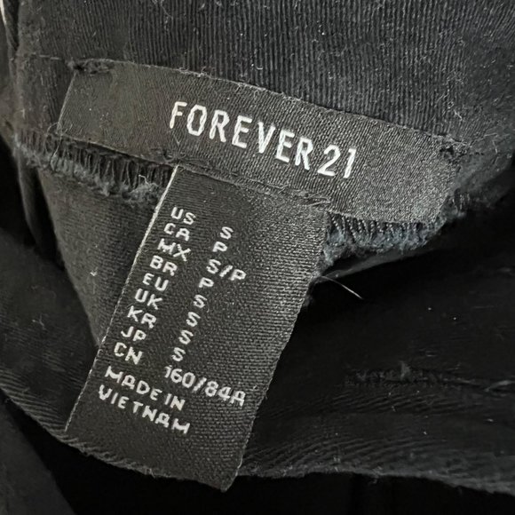 Forever 21 Black Skirt Jumper Mini Dress size S Button Front Pockets Grunge - Picture 5 of 6